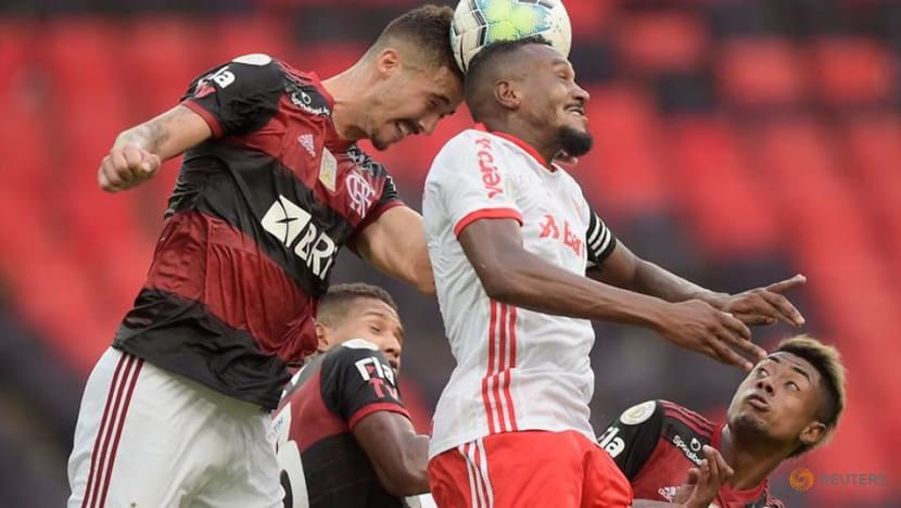 Flamengo move closer to title with 2-1 win over Inter Flamengo move closer to title with 2-1 win over Inter