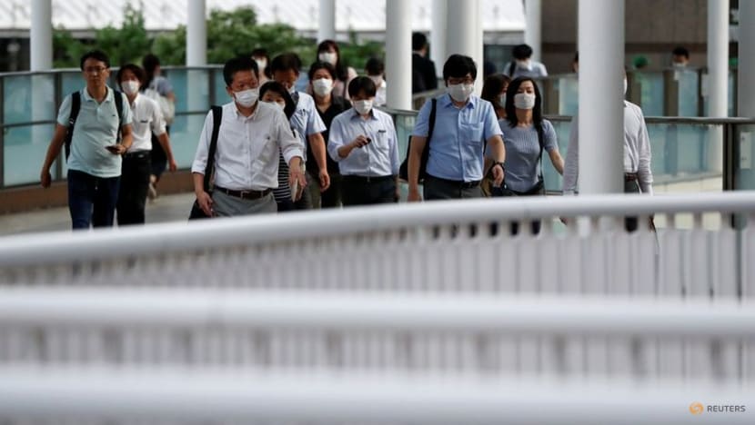 Japan July real wages continue to slide as rising consumer prices weigh Japan July real wages continue to slide as rising consumer prices weigh