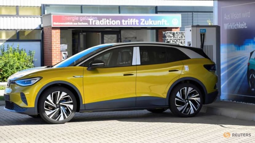 Volkswagen's Hitzinger says complexity of new cars to drive consolidation Volkswagen's Hitzinger says complexity of new cars to drive consolidation