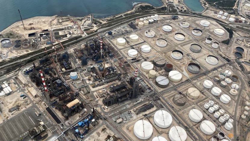 Oil prices continue climb on strong crude demand, weaker dollar Oil prices continue climb on strong crude demand, weaker dollar