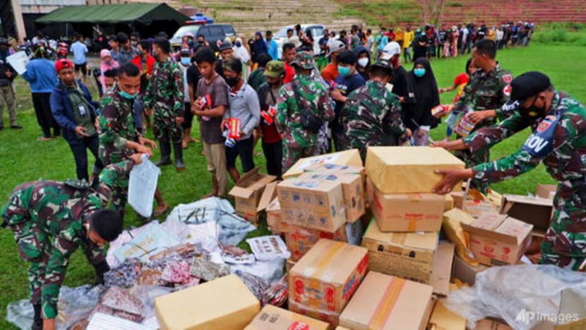 Aid effort intensifies after Indonesia quake that killed 81
Aid effort intensifies after Indonesia quake that killed 81