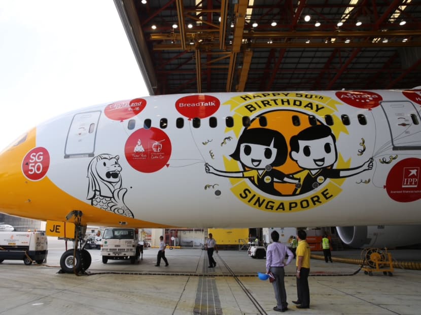 Scoot unveils new Dreamliner’s festive SG50 livery