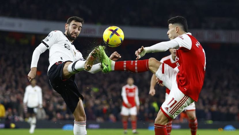 Nketiah strikes late as leaders Arsenal edge Man Utd in thriller Nketiah strikes late as leaders Arsenal edge Man Utd in thriller