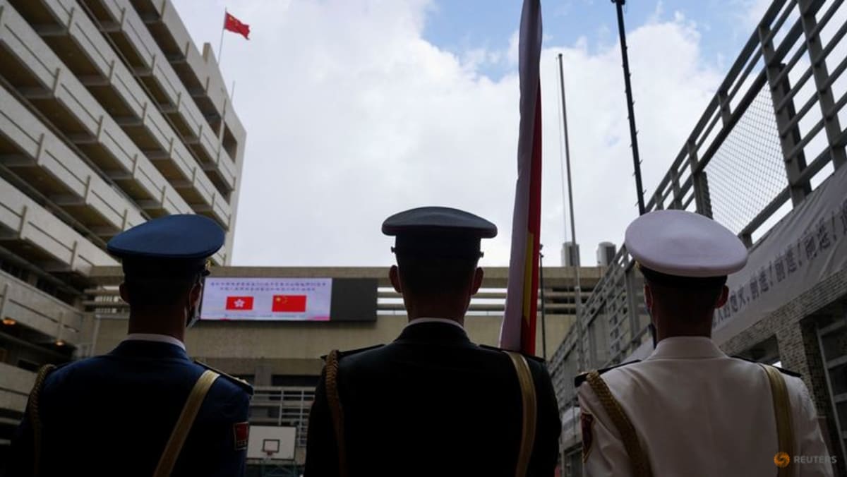 China menunjuk mantan kepala paramiliter sebagai komandan garnisun Hong Kong yang baru