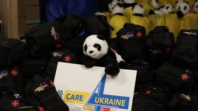 新加坡红十字会多项人道援助 协助乌克兰弱势社群应付寒冬