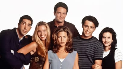 Lisa Kudrow Opens Up On Filming Friends Reunion Special: "It Was Really Emotional"