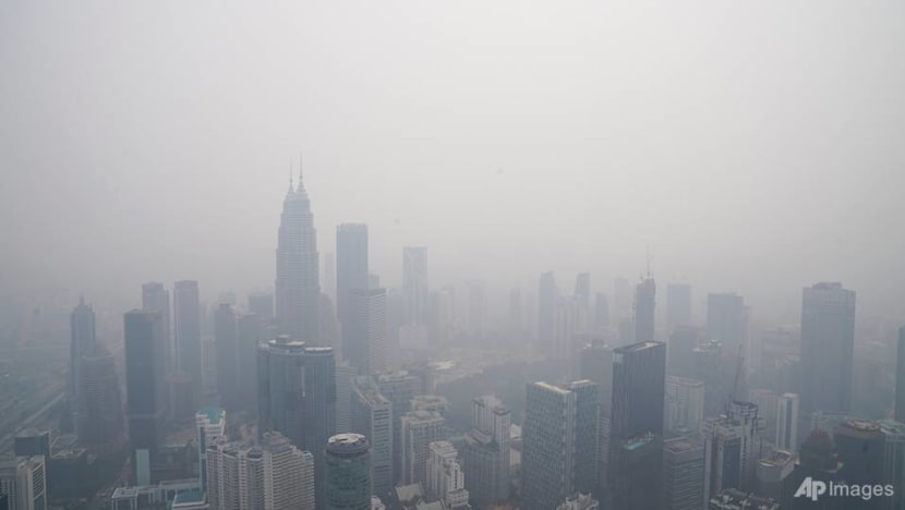 World can do nothing to force Indonesia to act on forest fires: PM Mahathir World can do nothing to force Indonesia to act on forest fires: PM Mahathir