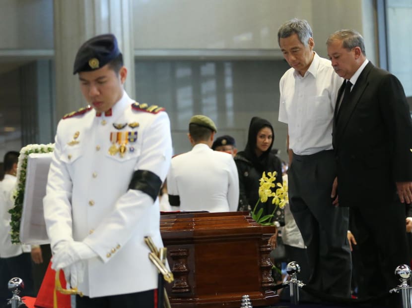 Dignitaries pay their respects to Mr Lee Kuan Yew at Parliament House