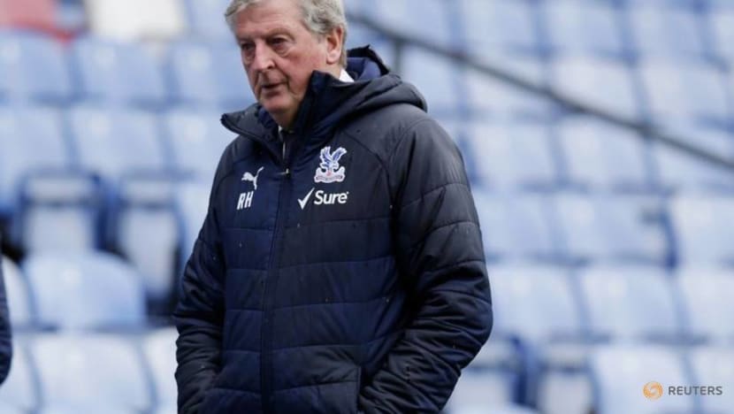 Soccer-Manager Hodgson to leave Crystal Palace at end of season Soccer-Manager Hodgson to leave Crystal Palace at end of season