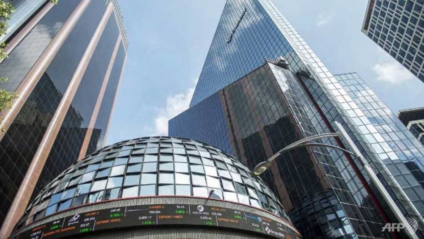 Mexican stocks tumble over move to slash bank fees Mexican stocks tumble over move to slash bank fees