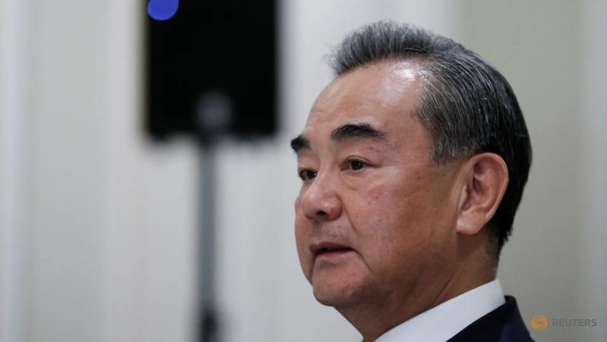 Diplomat terkemuka Tiongkok Wang Yi mengunjungi Jepang di tengah ketegangan regional
