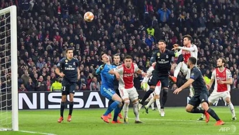Madrid tewaskan Ajax 2-1 dengan bantuan Asensio, VAR