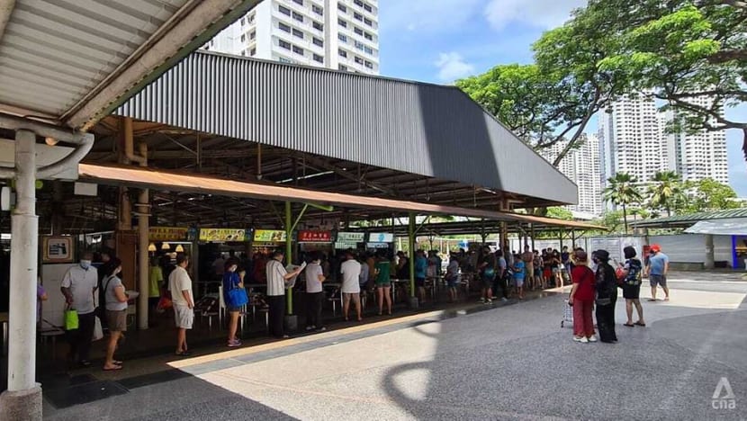 long-queues-form-at-ghim-moh-market-and-hawker-centre-as-singapore-s-covid-19-phase-2--heightened-alert--kick-in-on-may-16--2021.jpg