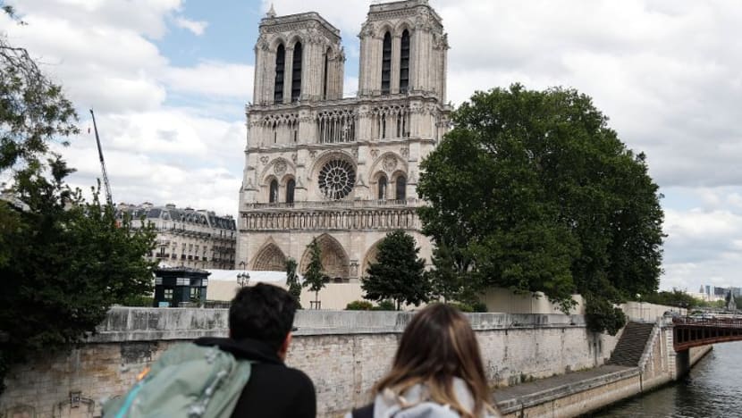 உறுதியளிக்கப்பட்ட நன்கொடையில் மிகச் சிறு பங்கை மட்டுமே பெற்றுள்ள Notre Dame தேவாலயம்