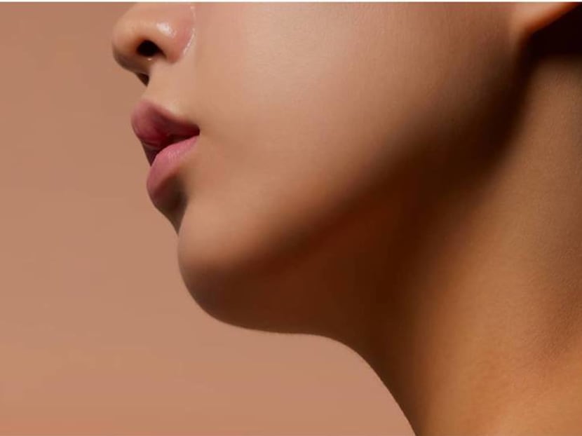 Pucker up, ladies and gentlemen – here’s how to have soft, kissable lips