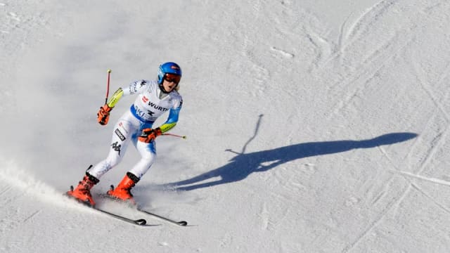 高山滑雪世界杯女子项目 美国选手希夫林提前夺冠
