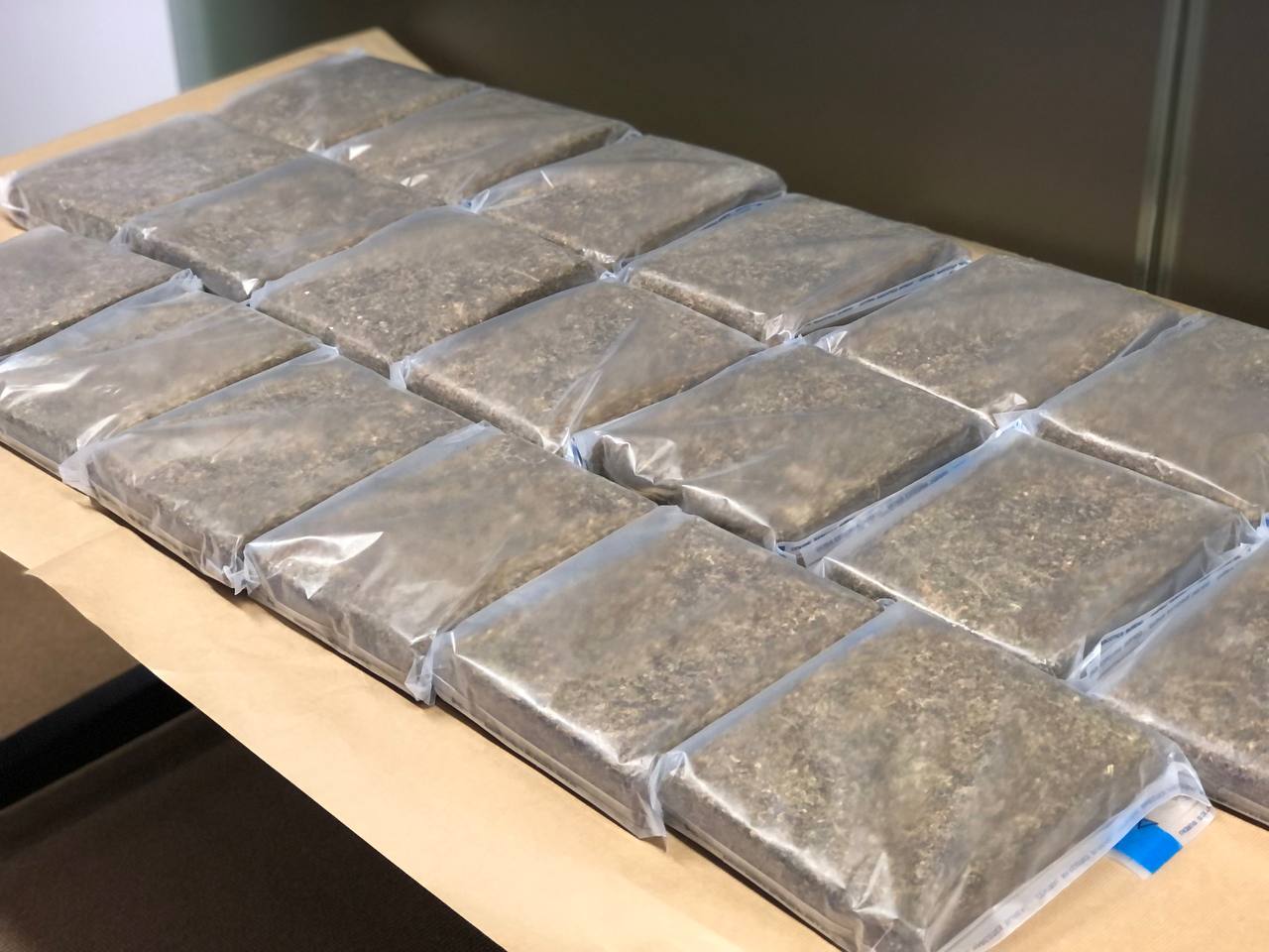 Drugs worth close to S$1 million seized at Braddell Hill block; 102 suspects arrested in islandwide operation Drugs worth close to S$1 million seized at Braddell Hill block; 102 suspects arrested in islandwide operation