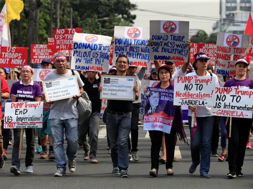 ‘Dump Trump’, say Philippine protesters