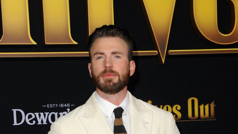 Netizens Can't Stop Joking About Chris Evans' X-Rated Photo Leak