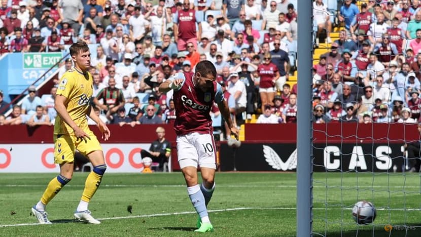 Fired-up Villa squeeze out 2-1 home win over Everton Fired-up Villa squeeze out 2-1 home win over Everton