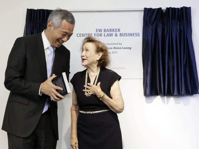 PM Lee Hsien Loong with Singapore’s first law minister Edmund William Barker’s wife Gloria Barker at the launch of the E W Barker Centre for Law and Business yesterday. photo: Wee Teck Hian