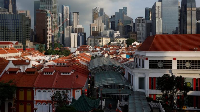 Singapore's core inflation falls to 5% in March Singapore's core inflation falls to 5% in March