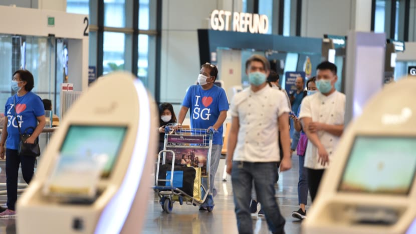 Singapore's air passenger traffic at 31% of pre-pandemic numbers 