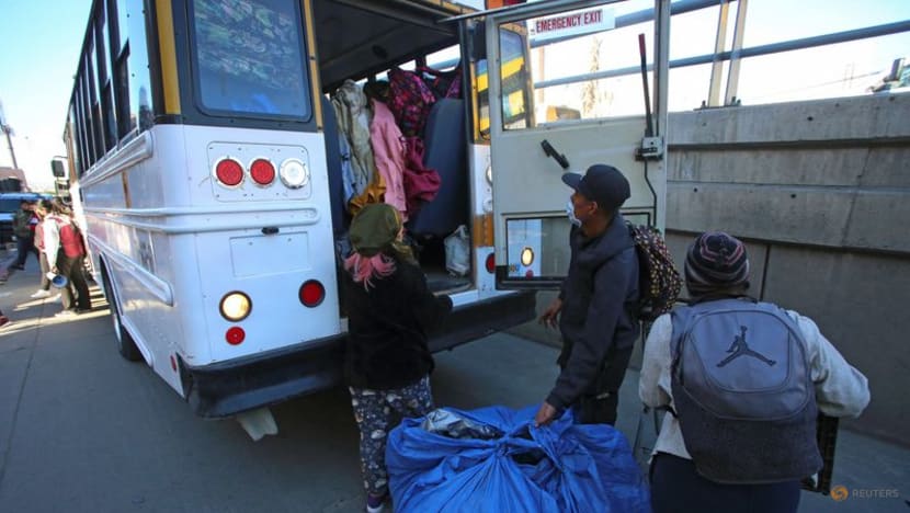 Mexican authorities clear makeshift migrant camp near US border Mexican authorities clear makeshift migrant camp near US border