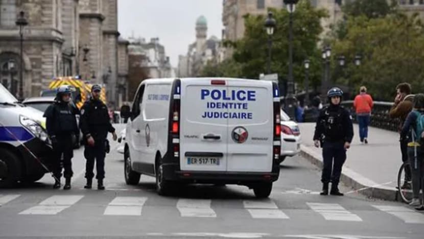 Lelaki didakwa, tembak paderi atas sebab 'cemburu' di Perancis