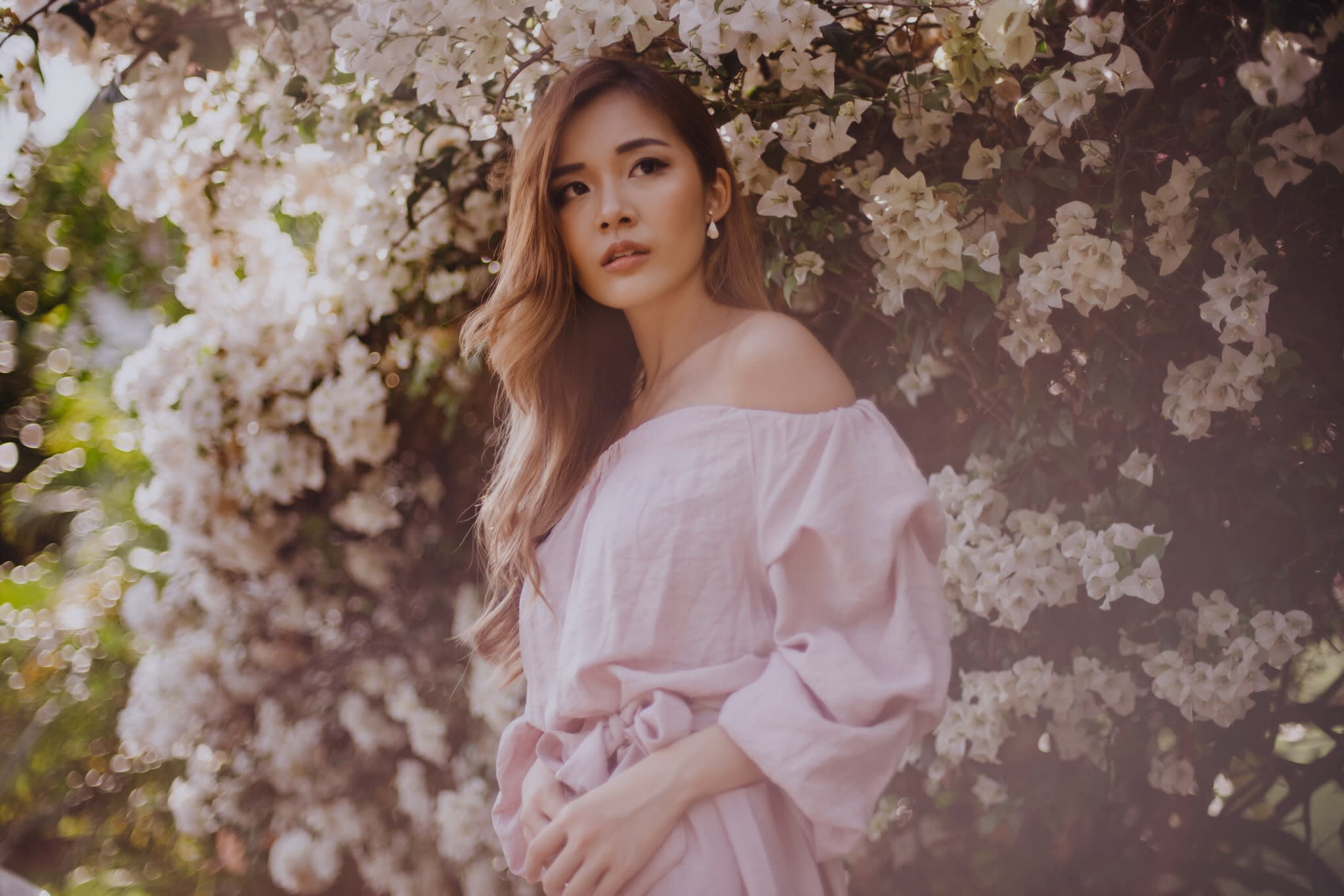 Influencer-Turned-Actress Elaine Jasmine On Her Facebook Scandal And Snogging Her Male Co-stars Influencer-Turned-Actress Elaine Jasmine On Her Facebook Scandal And Snogging Her Male Co-stars