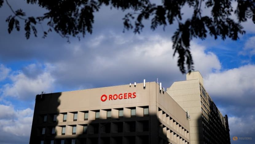 Rogers Communications battle reaches court as rival chairmen claim legitimacy Rogers Communications battle reaches court as rival chairmen claim legitimacy