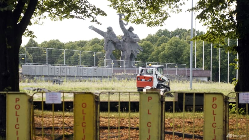 Soviet-era monument's iconic obelisk comes down in Latvia Soviet-era monument's iconic obelisk comes down in Latvia