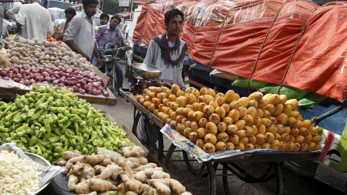 Inflasi tahunan Pakistan naik menjadi 12,3 persen di bulan Desember