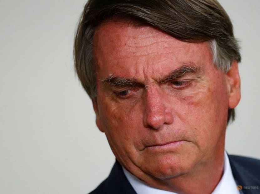 Bolsonaro says Musk's Twitter takeover offers "breath of hope" Bolsonaro says Musk's Twitter takeover offers "breath of hope"