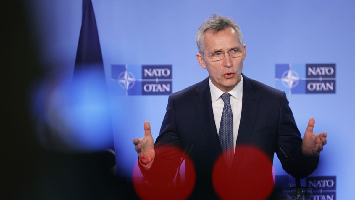 NATO, Rusia dalam pembicaraan tingkat tinggi saat ketegangan Ukraina membara