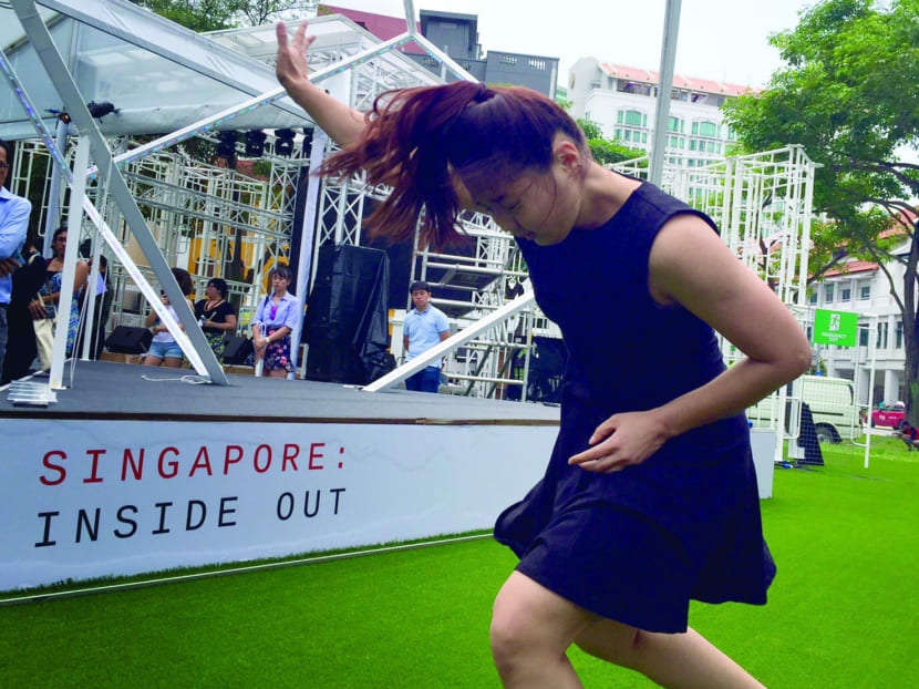Review: Singapore: Inside Out
