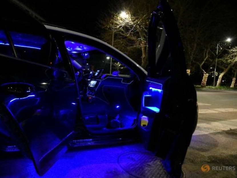 Nightclub taxi drives away the blues in lockdown Greece Nightclub taxi drives away the blues in lockdown Greece
