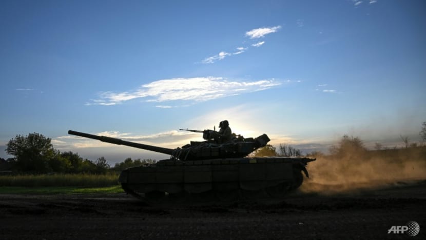 Russian reservists flee as Moscow begins troop mobilisation for Ukraine fight