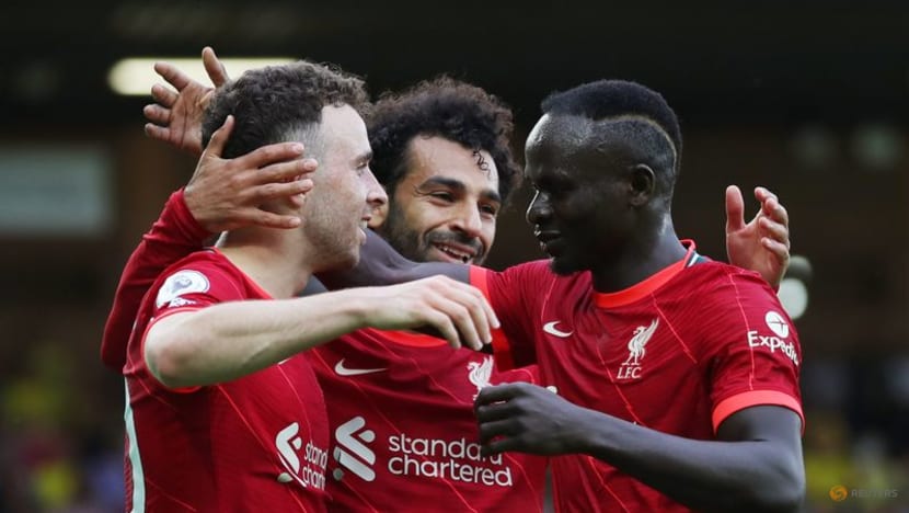 Soccer-Chelsea, Man Utd and Liverpool off to flying starts Soccer-Chelsea, Man Utd and Liverpool off to flying starts