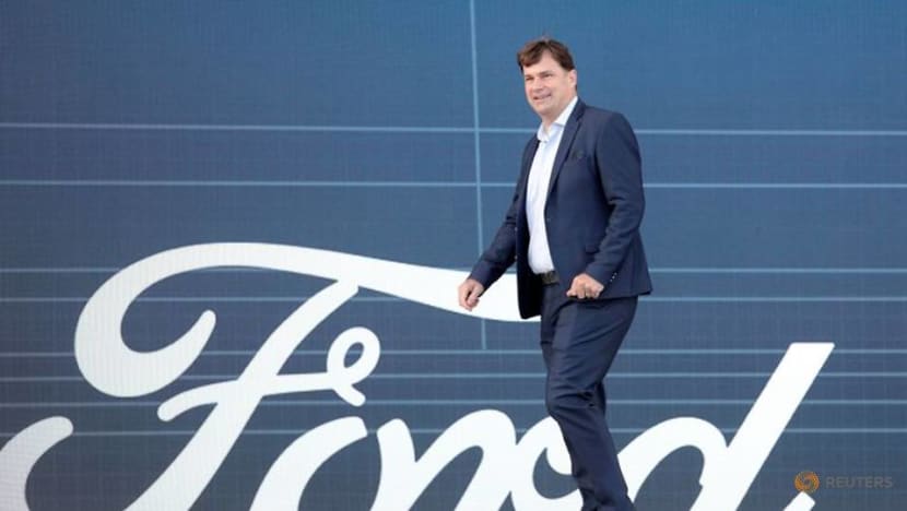 Ford CEO calls on US government to support EV batteries, charging Ford CEO calls on US government to support EV batteries, charging