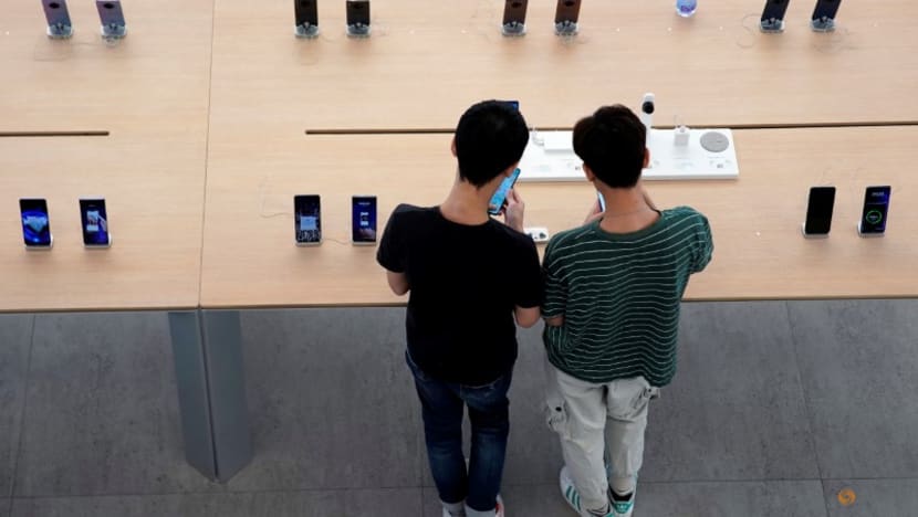 Smartphone shipments in China in July jump 30.6per cent - CAICT Smartphone shipments in China in July jump 30.6per cent - CAICT