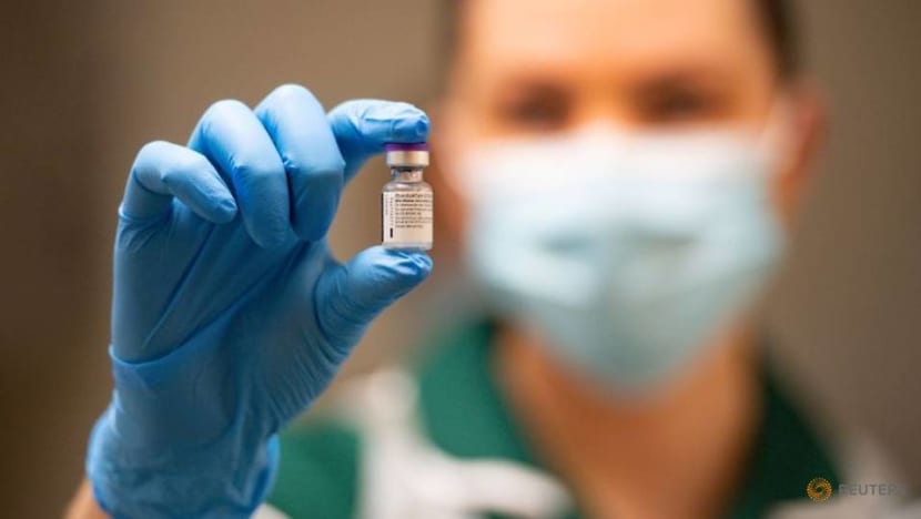 Ireland aims for widespread COVID-19 vaccination by mid-2021 Ireland aims for widespread COVID-19 vaccination by mid-2021