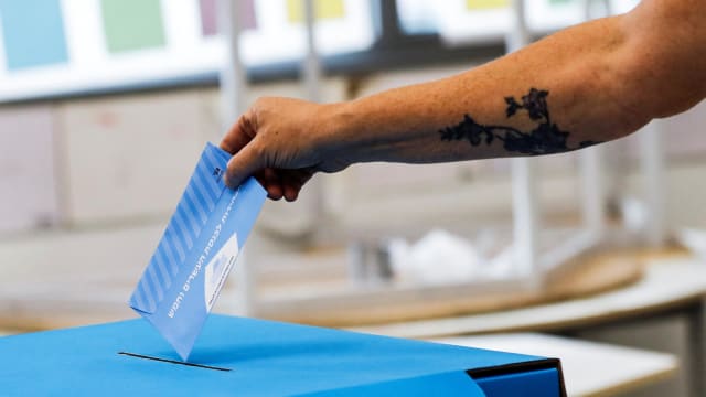 以色列前总理政党和盟友在大选中胜出