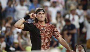 Tsitsipas blasts past Ofner to make French Open quarter-finals