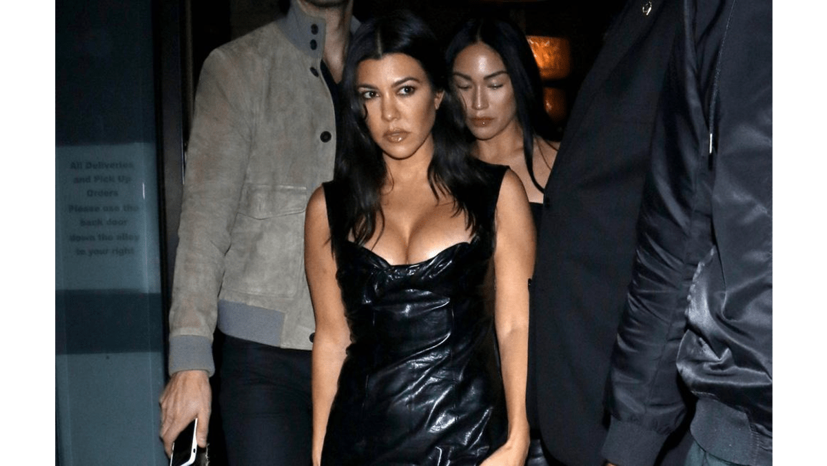 Kourtney Kardashian taking step back from Keeping Up With the Kardashians 8days Kourtney Kardashian taking step back from Keeping Up With the Kardashians 8days