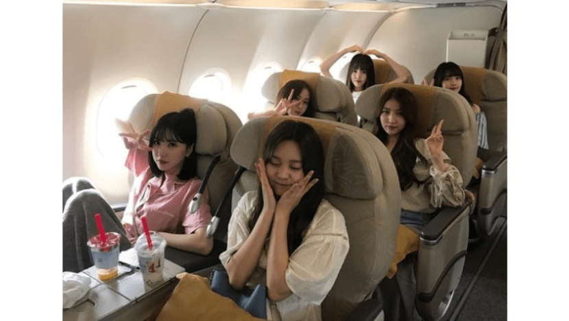 GFriend Shares Airplane Selfie En Route to Hong Kong Fan Meeting