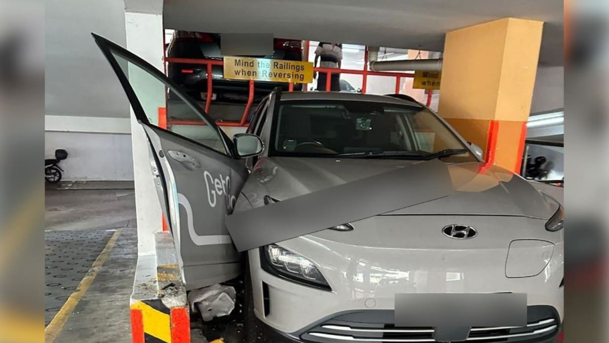 1 person injured after GetGo car 'accidentally' reversed into Bukit Panjang car park lot with door open