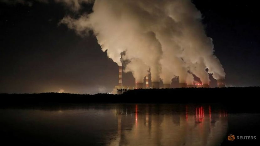 Investor group to pressure utilities on net zero emissions deadline Investor group to pressure utilities on net zero emissions deadline