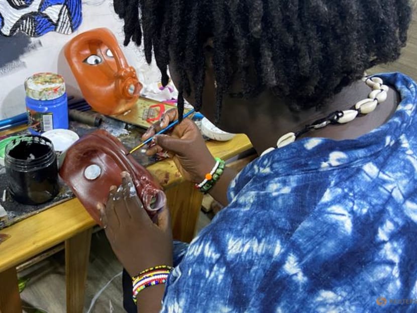 Nigeria artist transforms oil kegs into faces to reduce waste TODAY