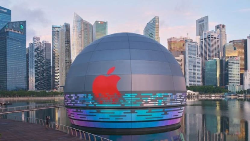 Commentary: Does tiny Singapore really need a third Apple store? Commentary: Does tiny Singapore really need a third Apple store?